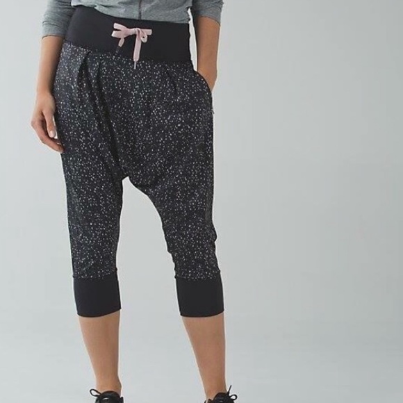 Vintage Lululemon Drop It Crop (Size 10) - Picture 6 of 8